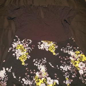 Floral romper NWOT